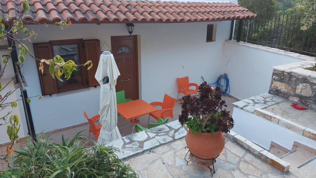 Villa Sissy Studios & Apartments Sívota Exteriér fotografie